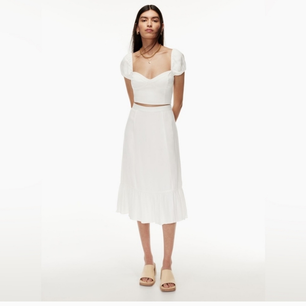 Wilfred wander linen blouse and Wilfred Chariot linen skirt set
